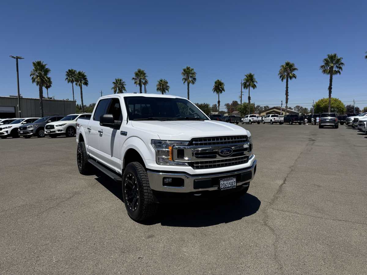 2018 Ford F-150 XLT FX4 photo 2