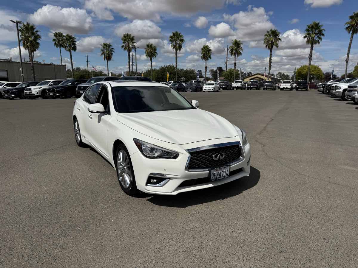 2021 Infiniti Q50 3.0t LUXE photo 3