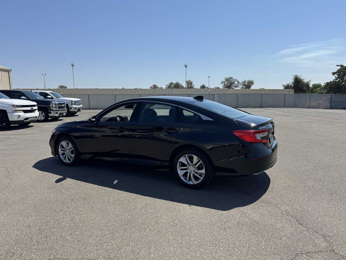 2020 Honda Accord LX 1.5T photo 6