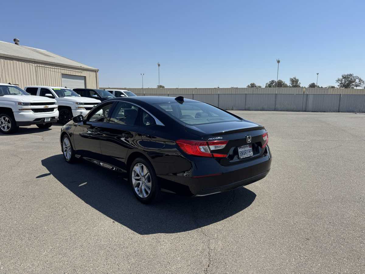 2020 Honda Accord LX 1.5T photo 7