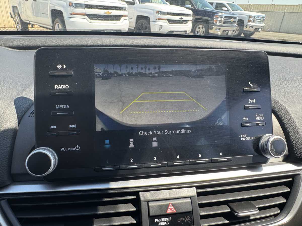 2020 Honda Accord LX 1.5T photo 28