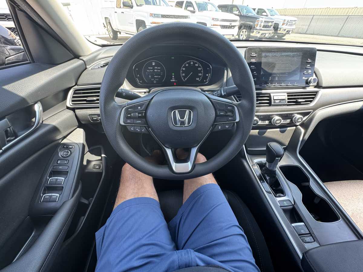 2020 Honda Accord LX 1.5T photo 32