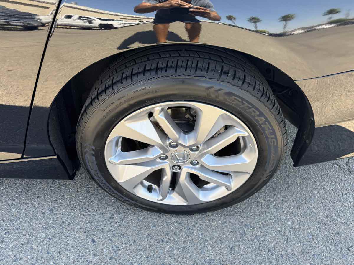 2020 Honda Accord LX 1.5T photo 36