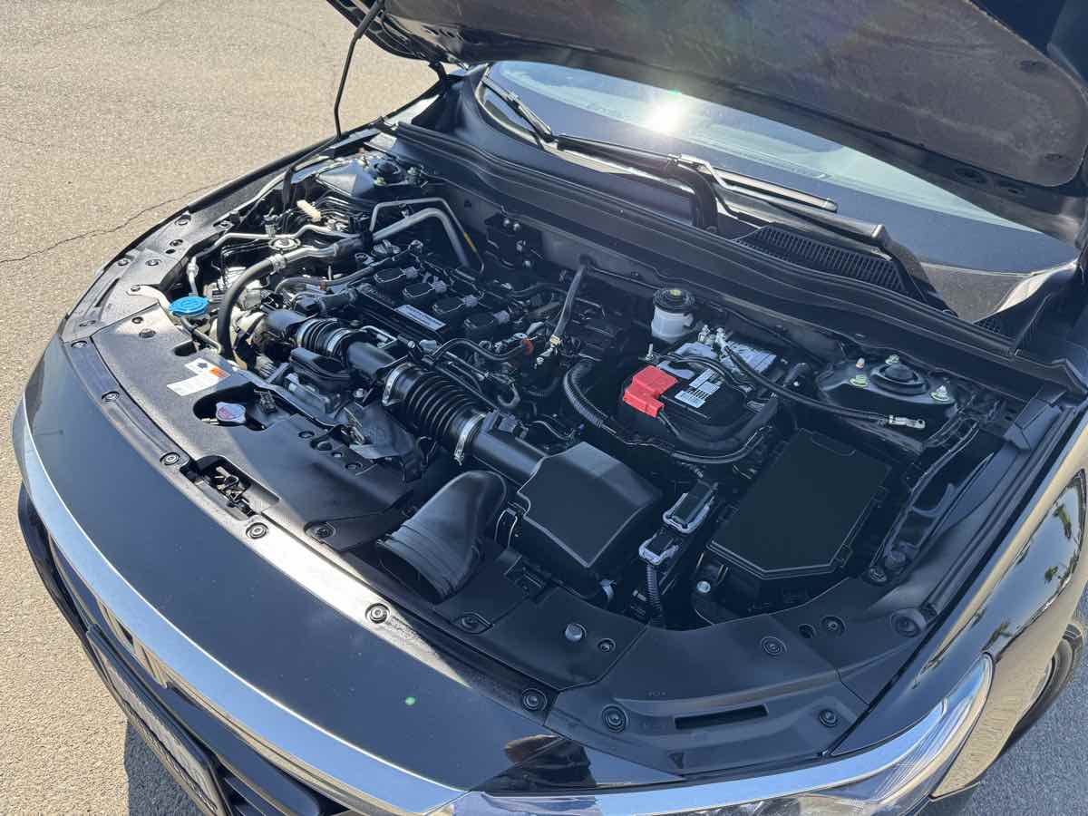 2020 Honda Accord LX 1.5T photo 40