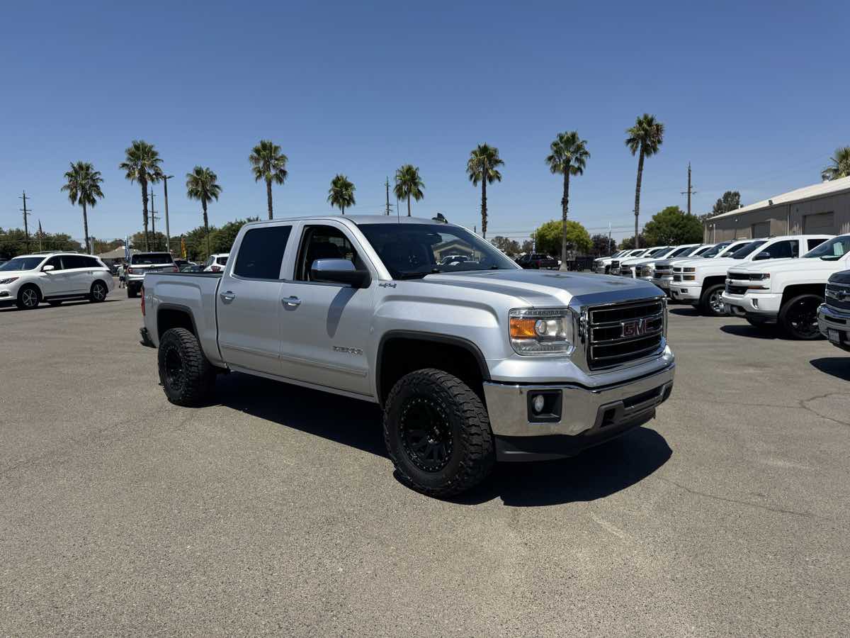 2015 Gmc Sierra 1500 SLT photo 2