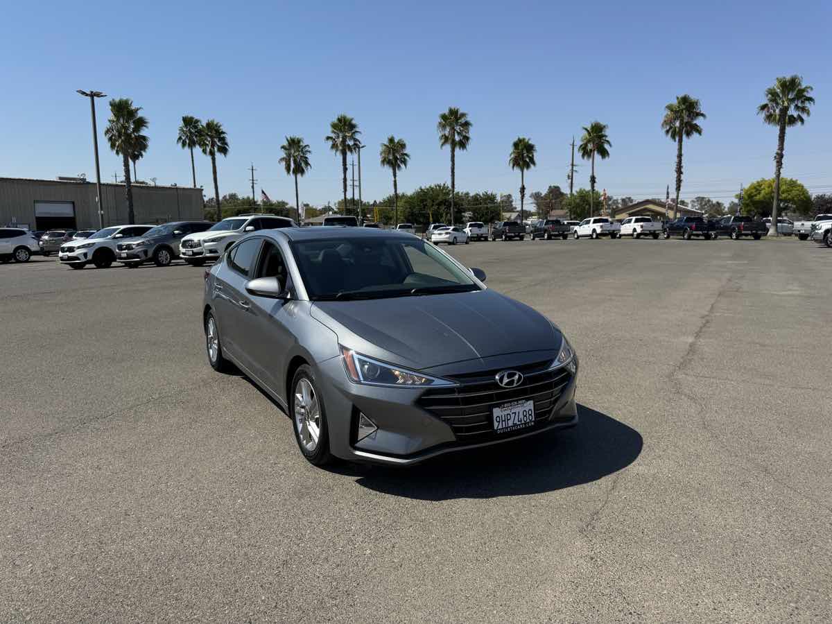 2019 Hyundai Elantra SEL Value Edition Limited photo 3