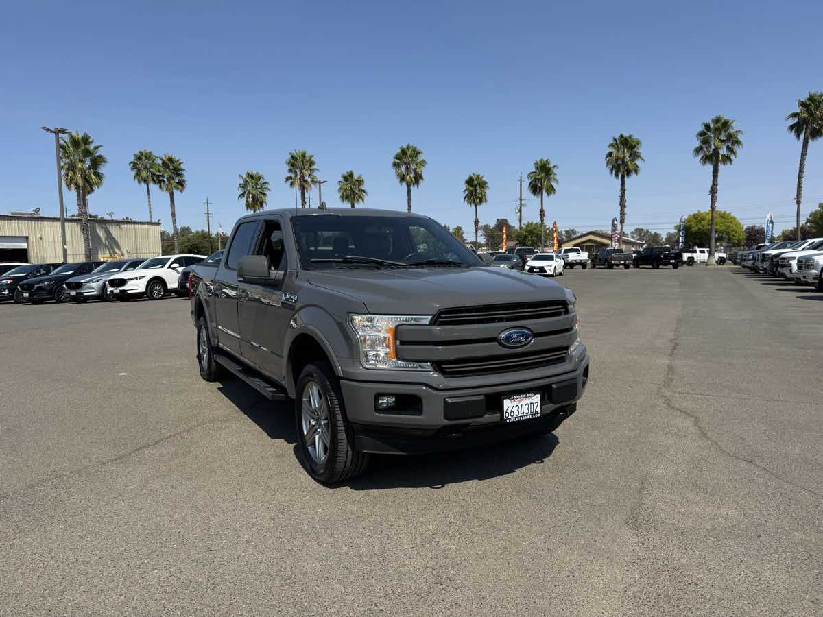 2018 Ford F-150 Lariat FX4 photo 3