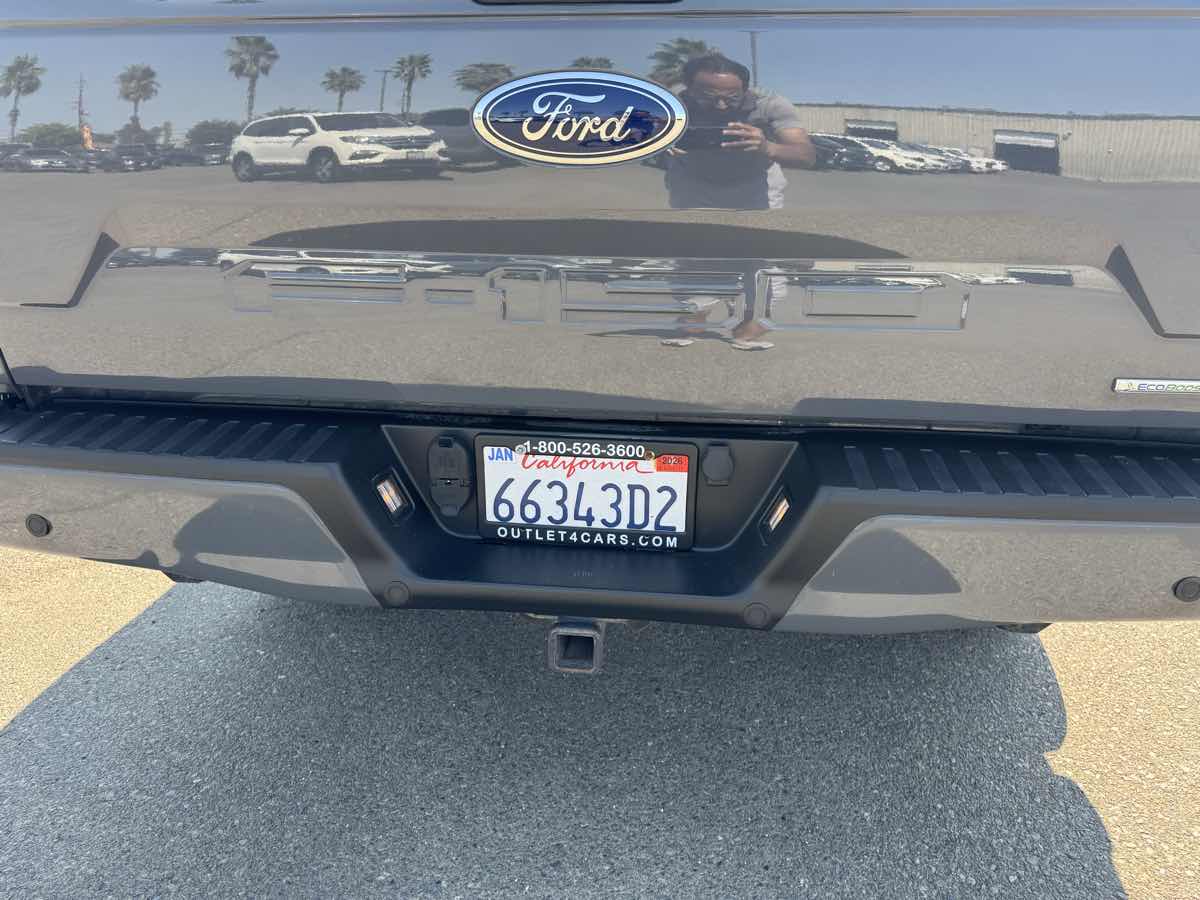 2018 Ford F-150 Lariat FX4 photo 11