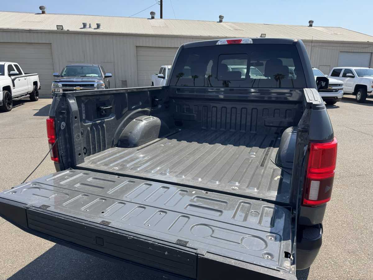 2018 Ford F-150 Lariat FX4 photo 12