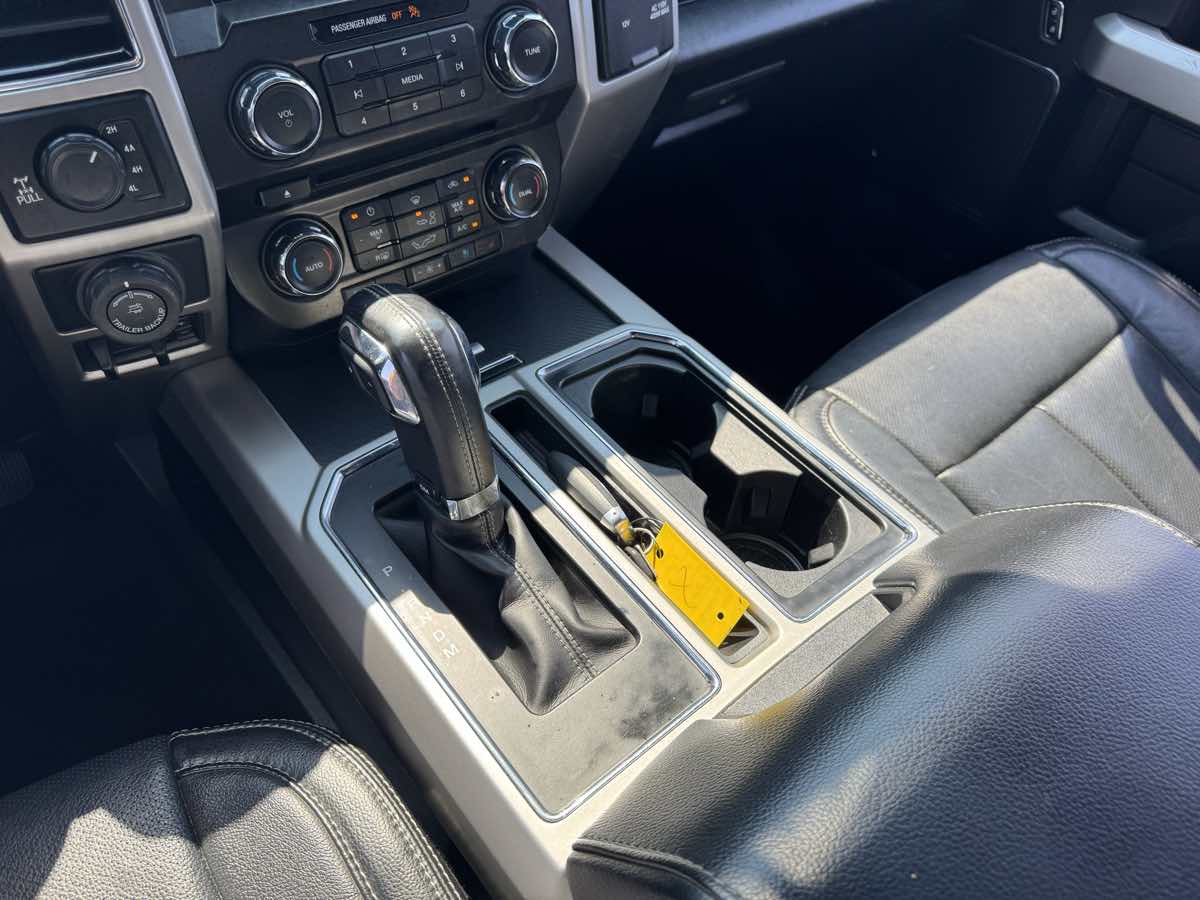 2018 Ford F-150 Lariat FX4 photo 37