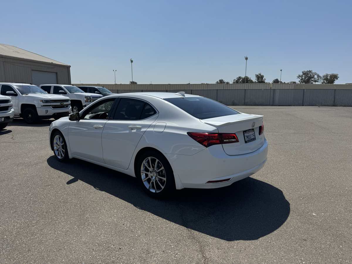 2015 Acura TLX Advance photo 8