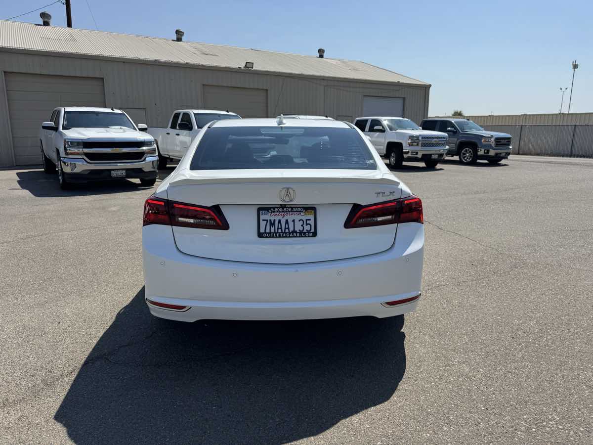 2015 Acura TLX Advance photo 9