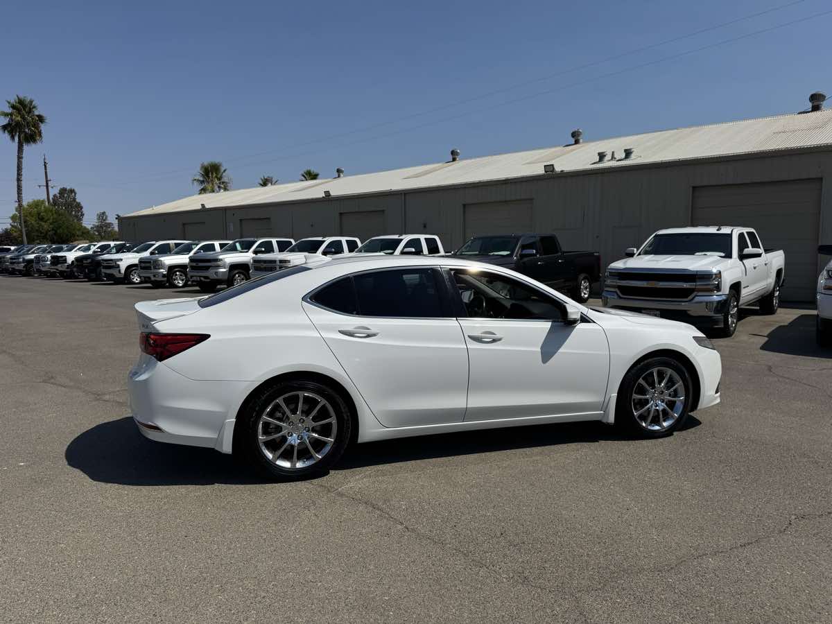 2015 Acura TLX Advance photo 11