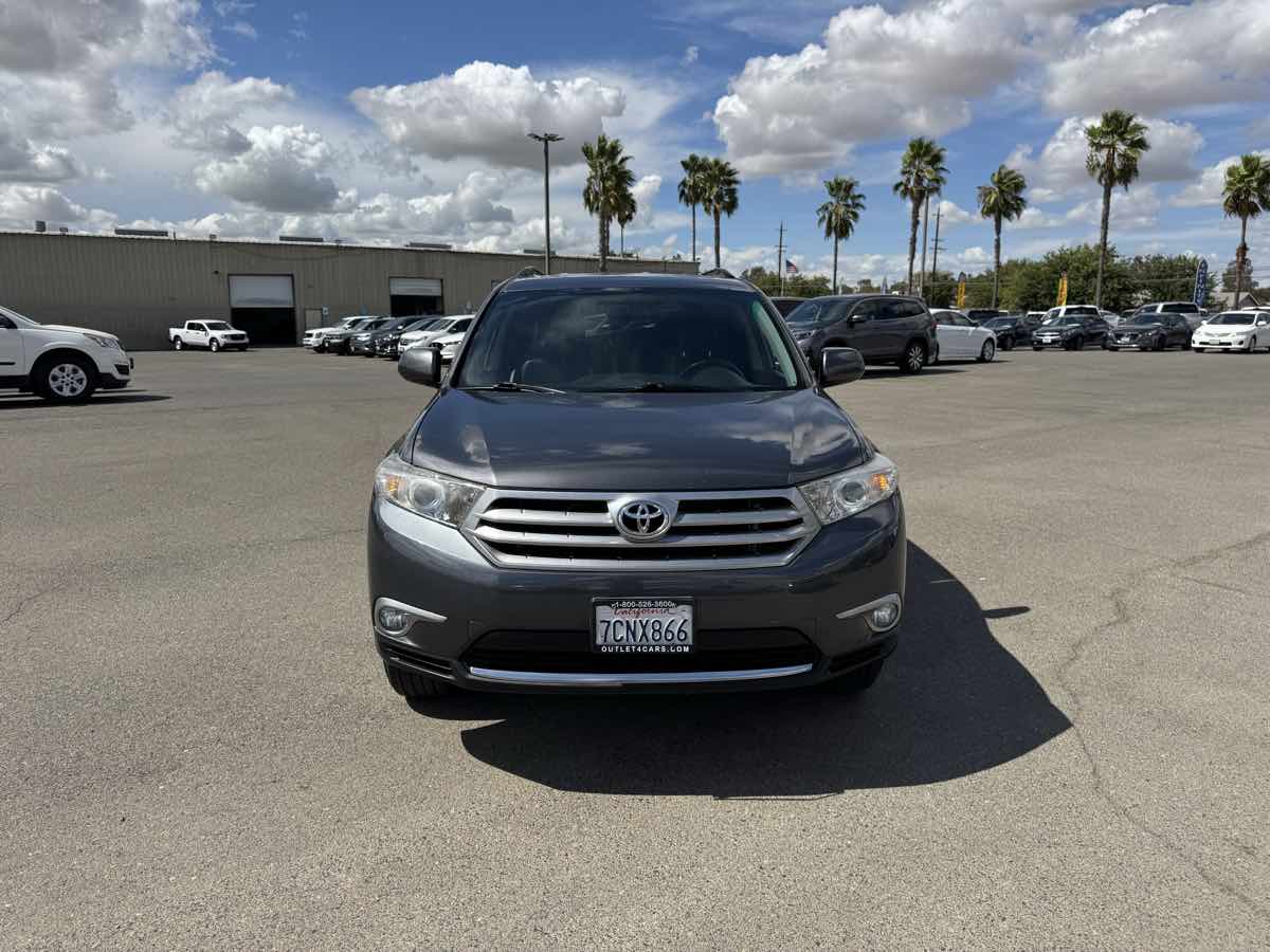 2013 Toyota Highlander SE photo 4