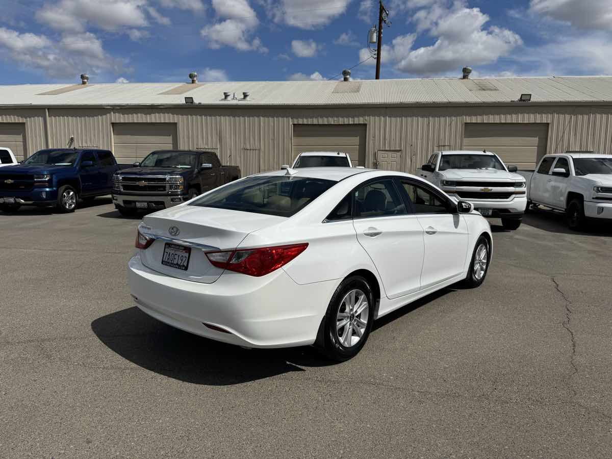 2013 Hyundai Sonata GLS photo 10