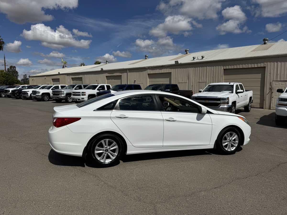 2013 Hyundai Sonata GLS photo 11
