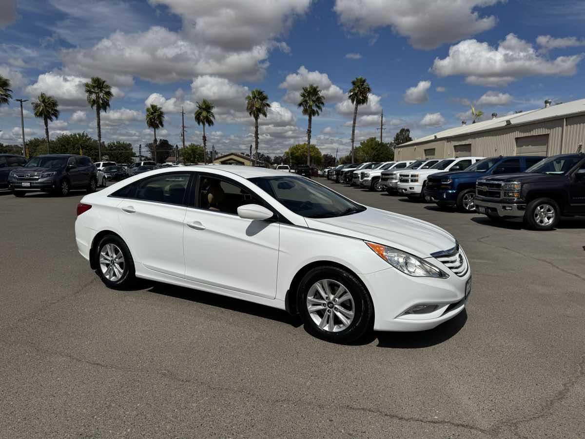 2013 Hyundai Sonata GLS photo 13