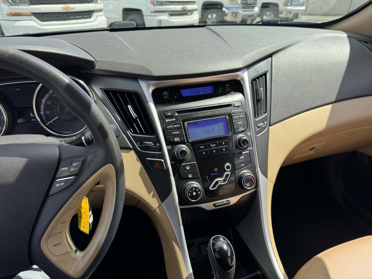 2013 Hyundai Sonata GLS photo 27
