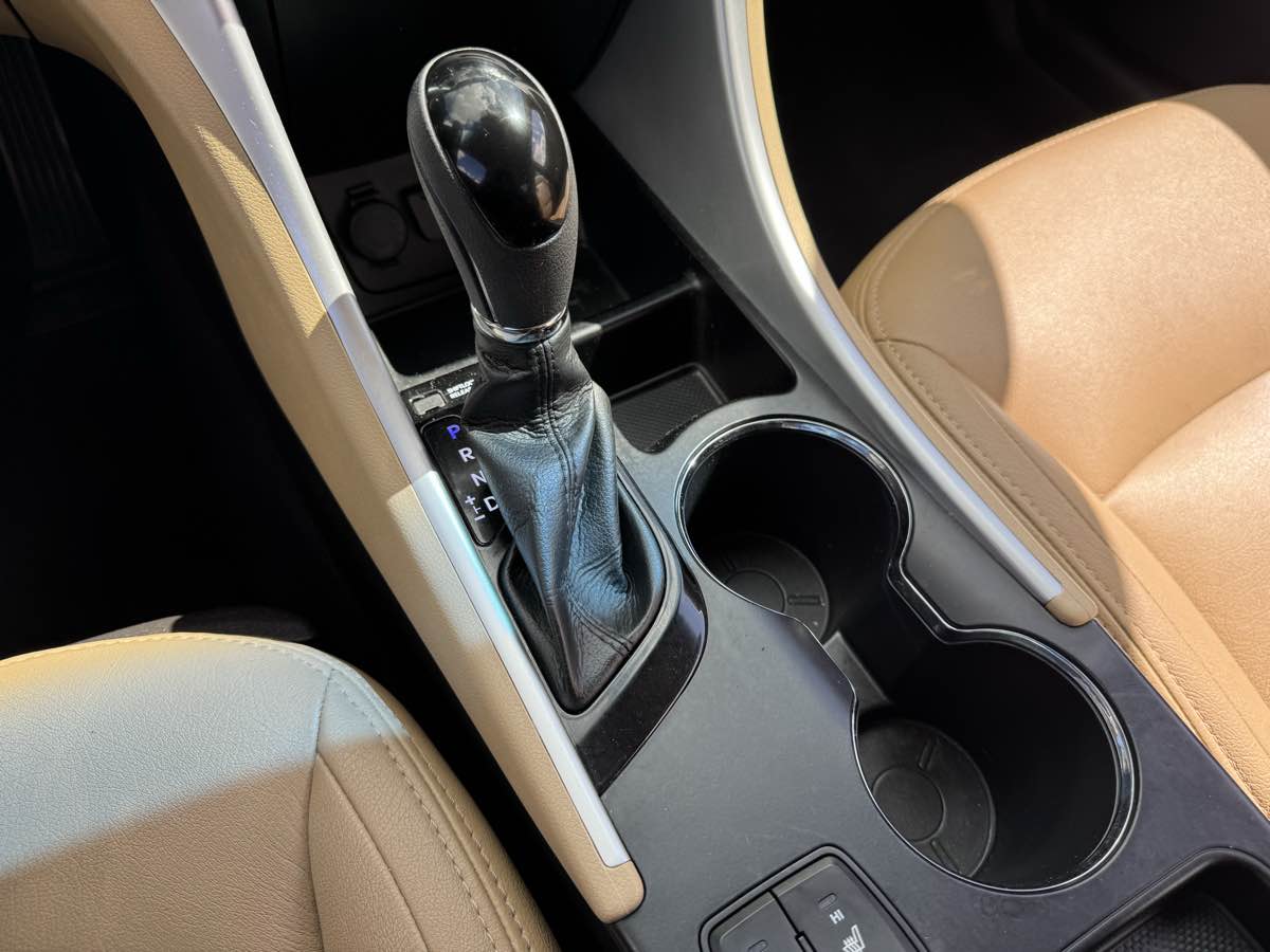 2013 Hyundai Sonata GLS photo 31