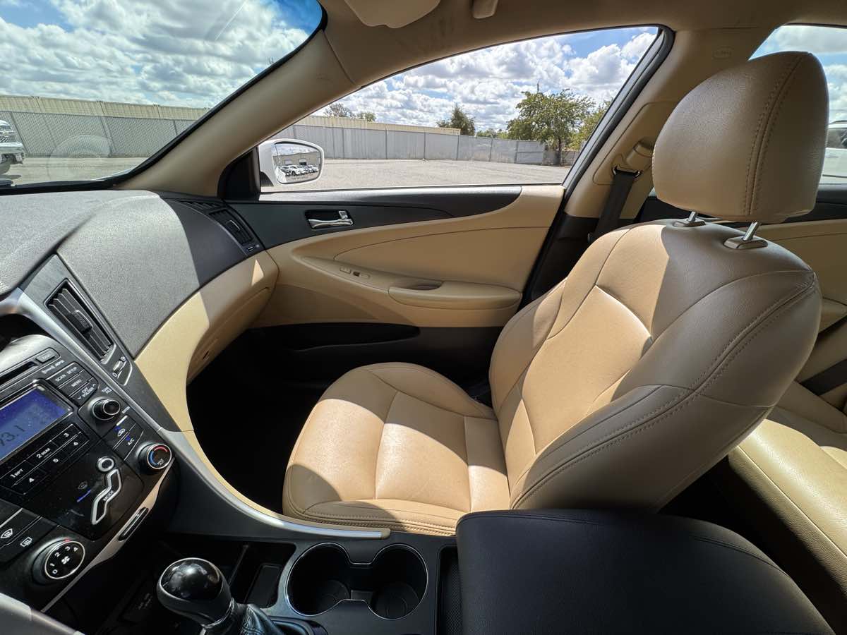 2013 Hyundai Sonata GLS photo 32