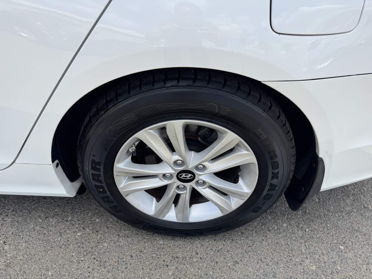 2013 Hyundai Sonata GLS photo 36