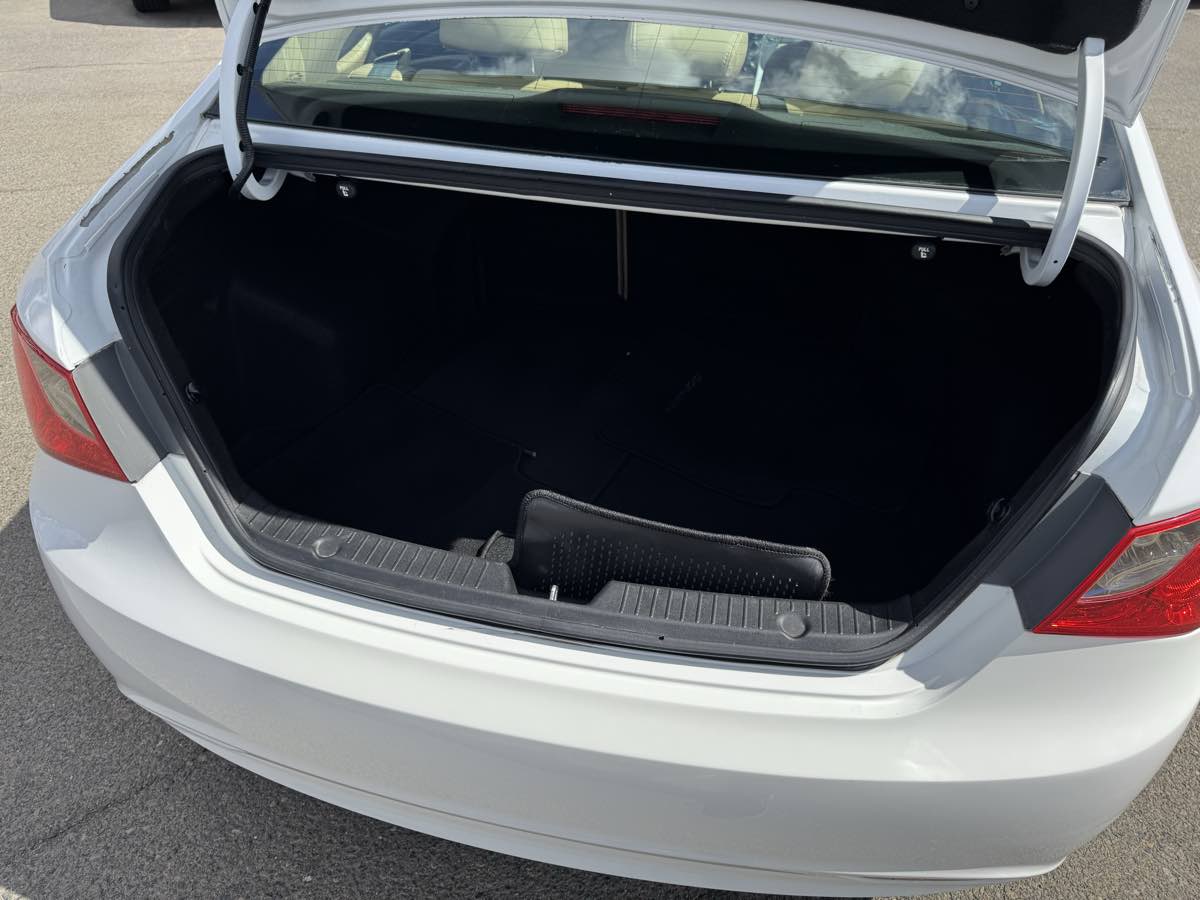 2013 Hyundai Sonata GLS photo 41