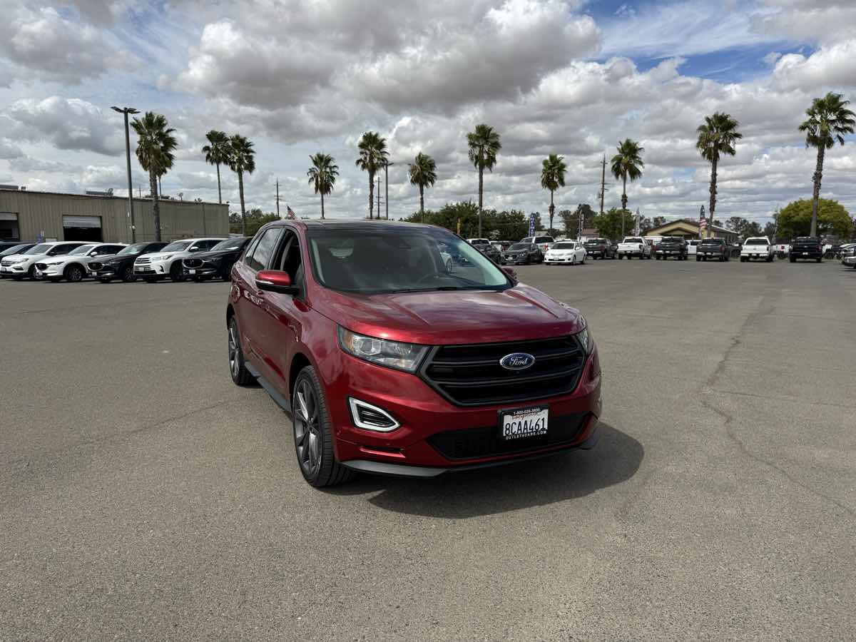 2017 Ford Edge Sport photo 2