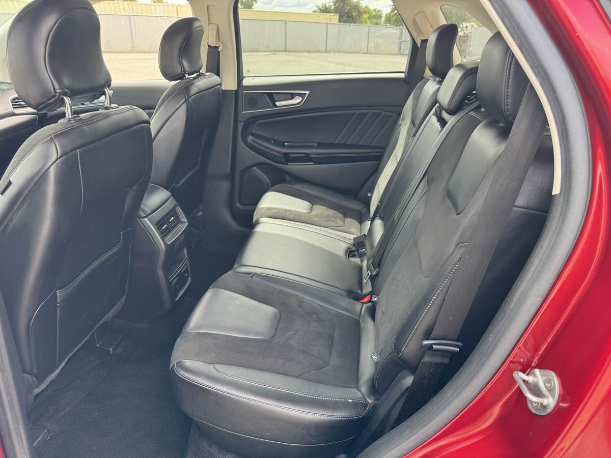 2017 Ford Edge Sport photo 20