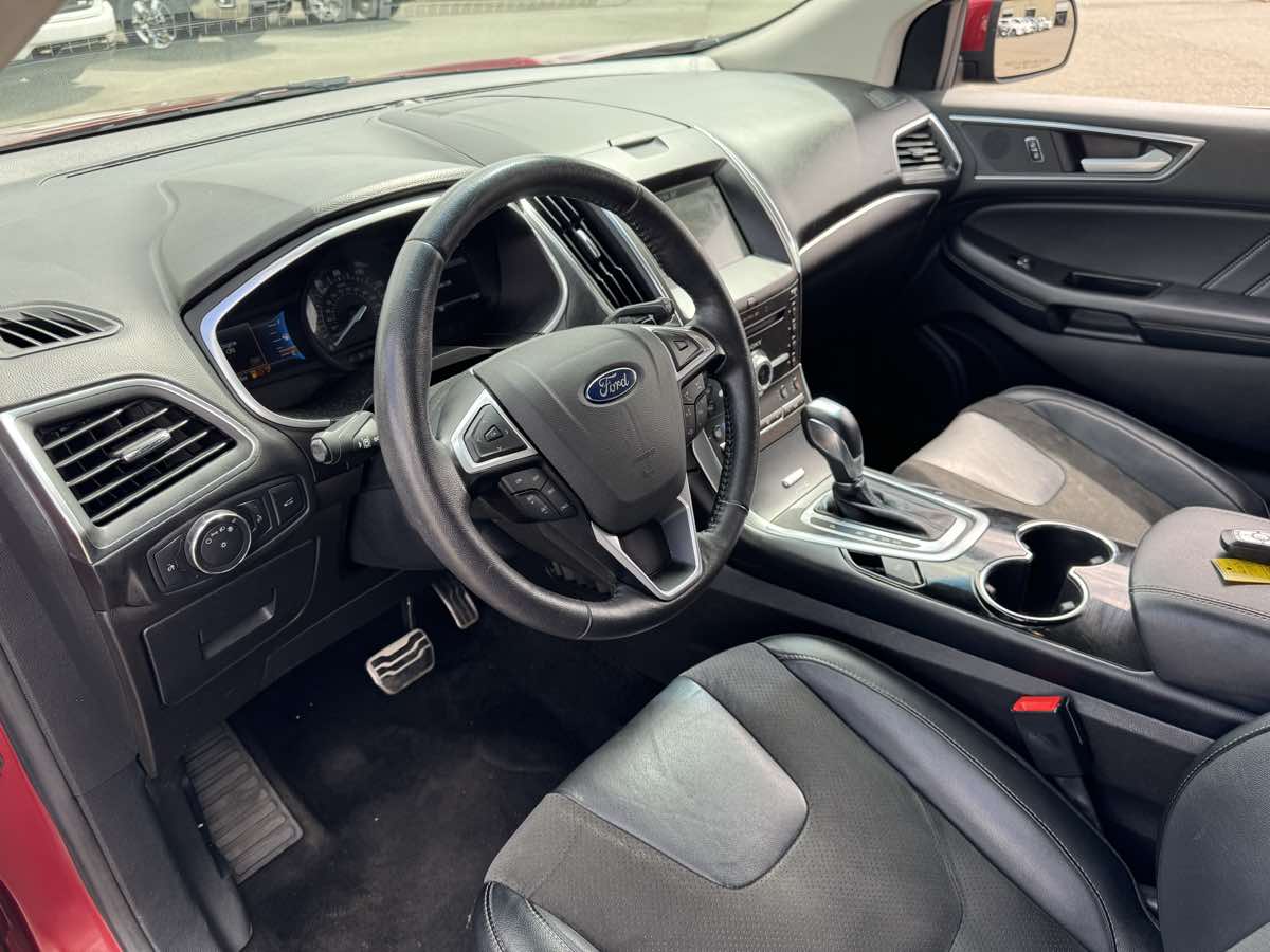 2017 Ford Edge Sport photo 24