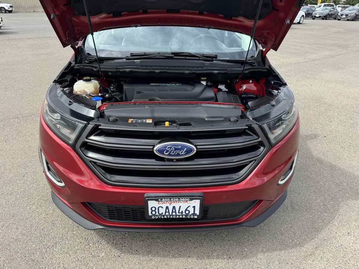 2017 Ford Edge Sport photo 40