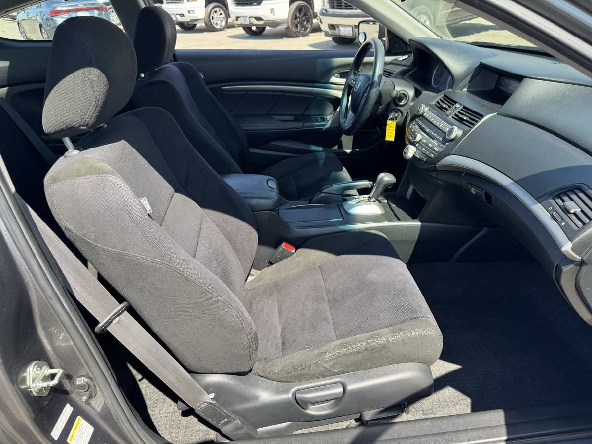 2012 Honda Accord EX photo 16