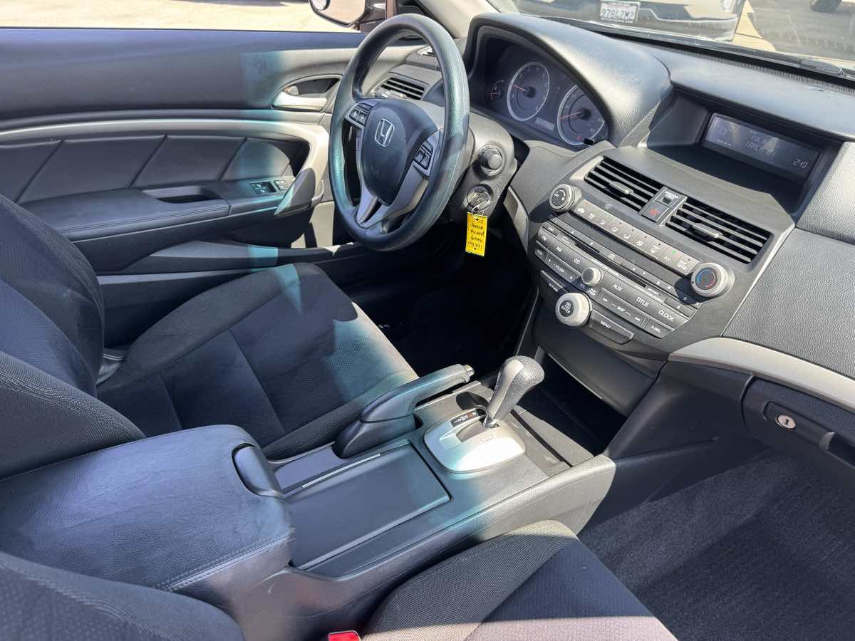 2012 Honda Accord EX photo 17