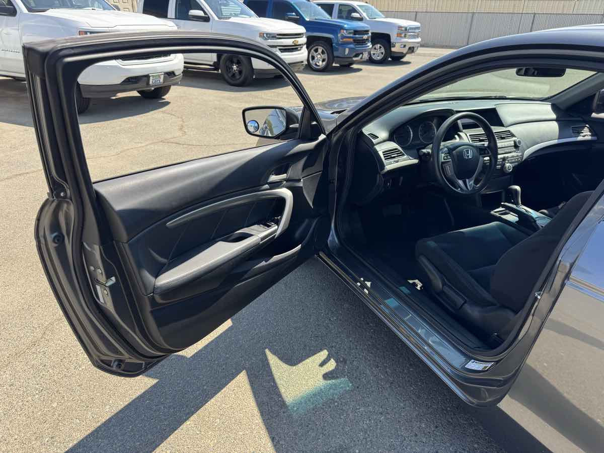2012 Honda Accord EX photo 21