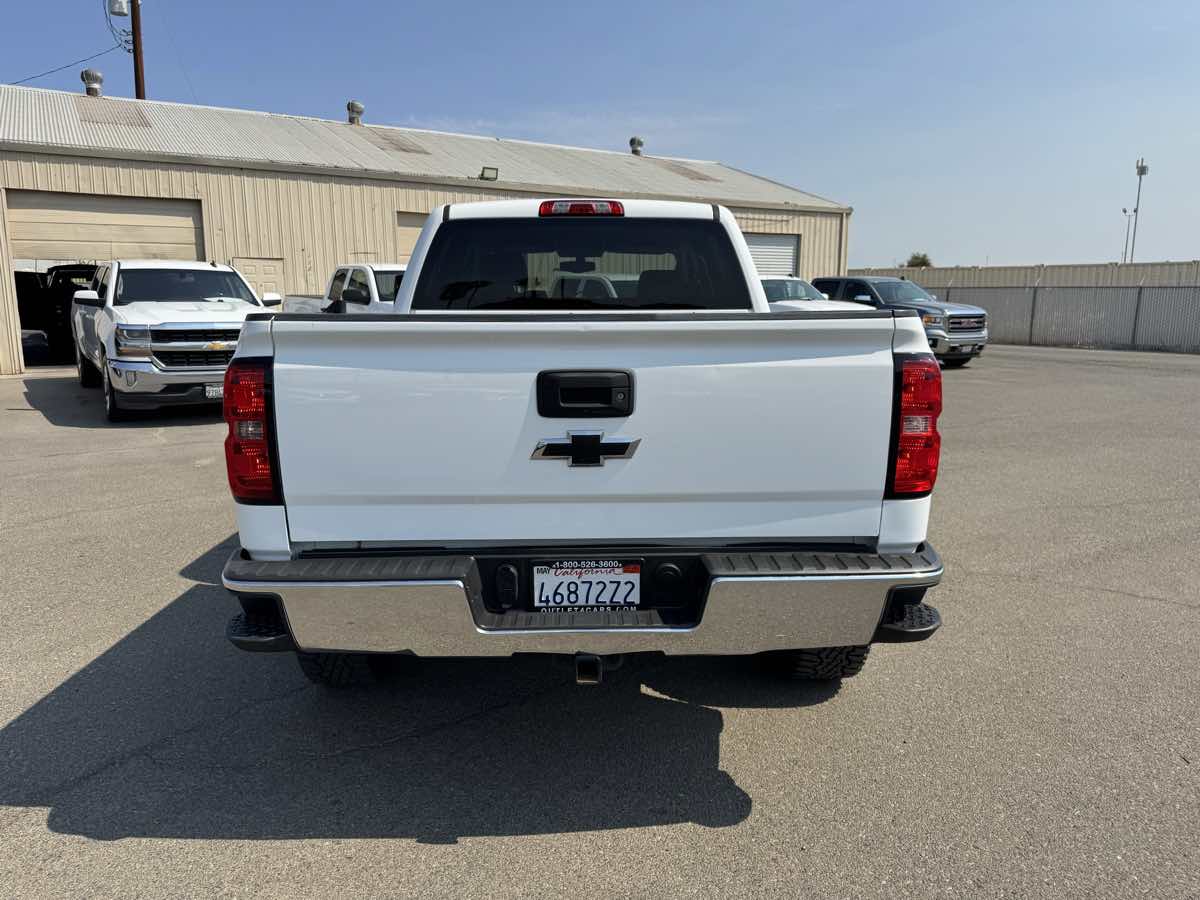 2018 Chevrolet Silverado 1500 LT photo 10