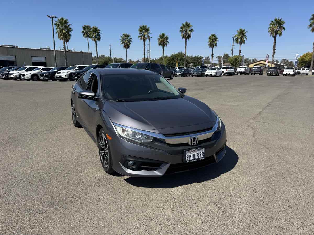2017 Honda Civic EX-L photo 3