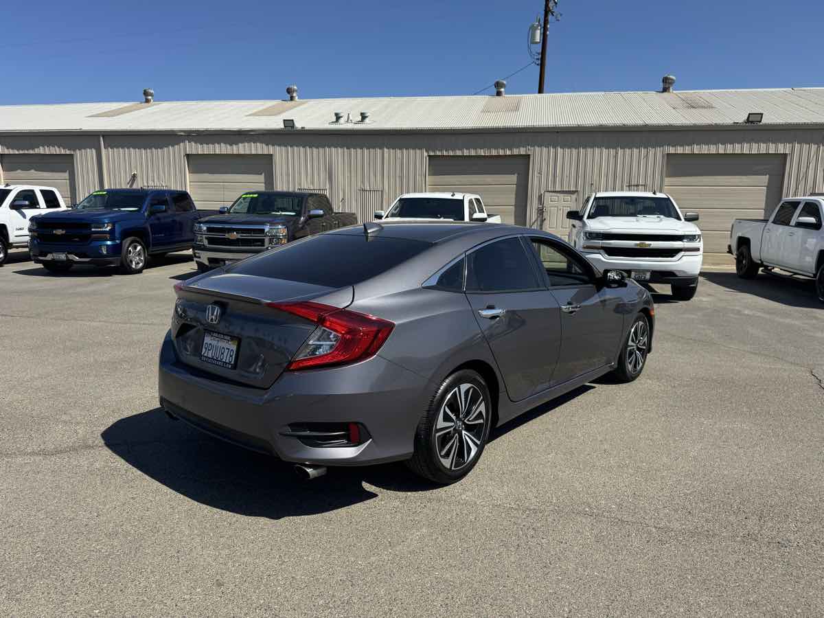 2017 Honda Civic EX-L photo 11