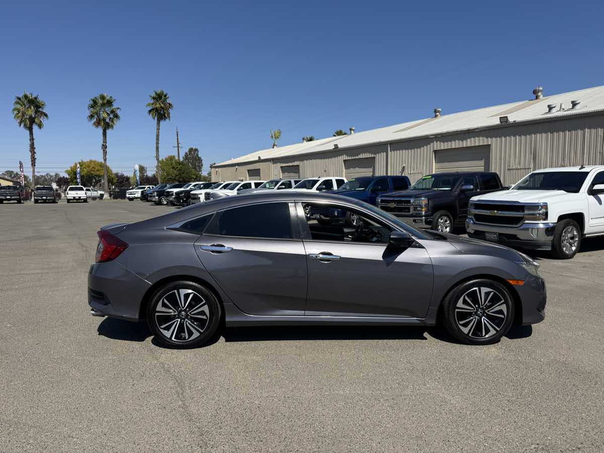 2017 Honda Civic EX-L photo 13
