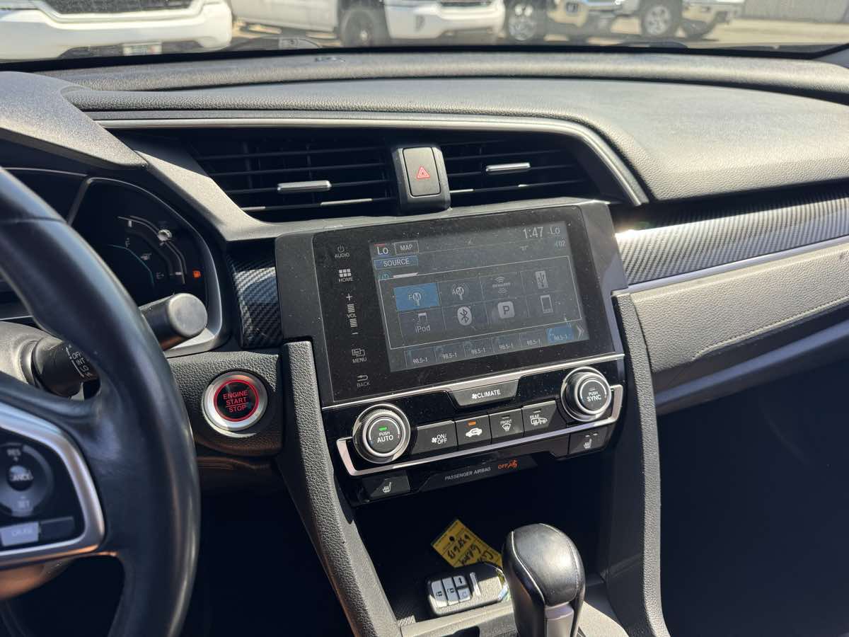 2017 Honda Civic EX-L photo 29