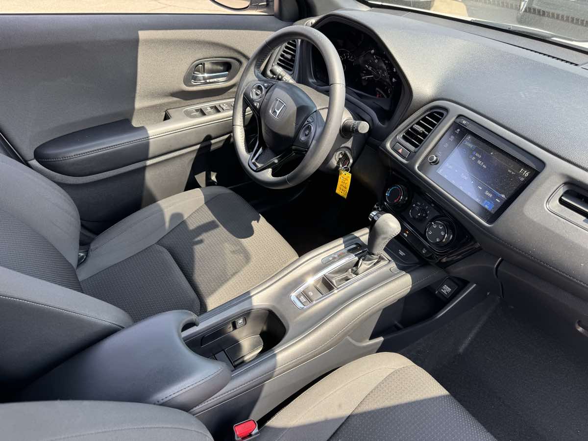 2020 Honda HR-V Sport photo 16