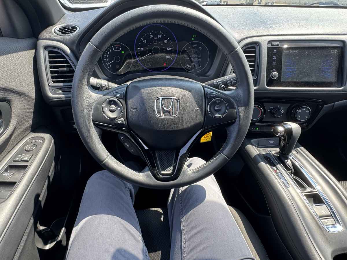 2020 Honda HR-V Sport photo 32