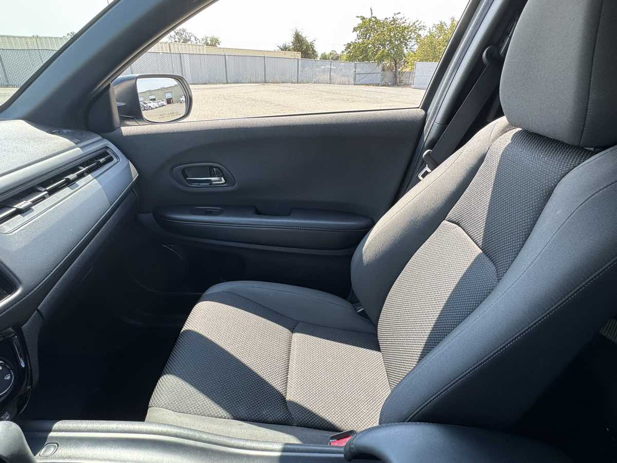 2020 Honda HR-V Sport photo 33