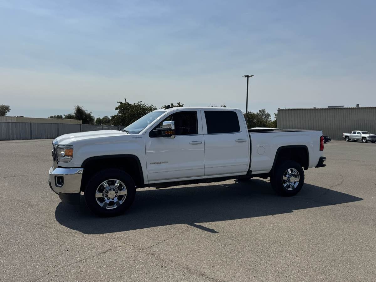 2016 Gmc Sierra SLE photo 6
