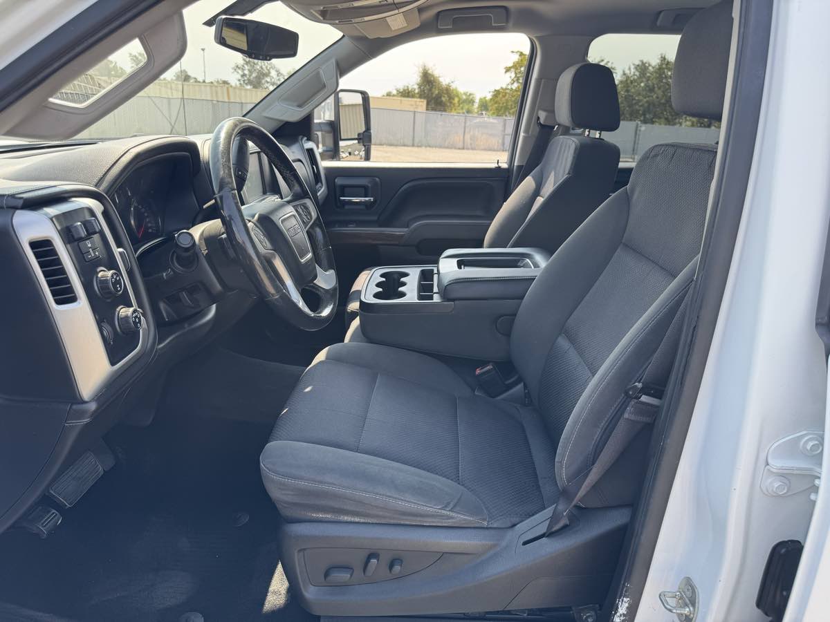 2016 Gmc Sierra SLE photo 25