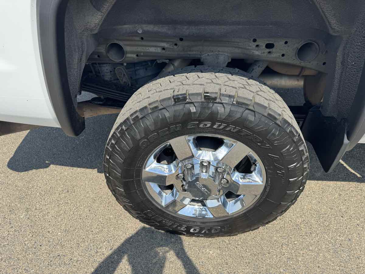 2016 Gmc Sierra SLE photo 38