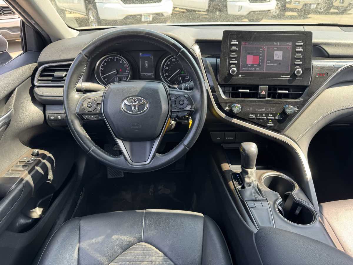 2022 Toyota Camry SE photo 25