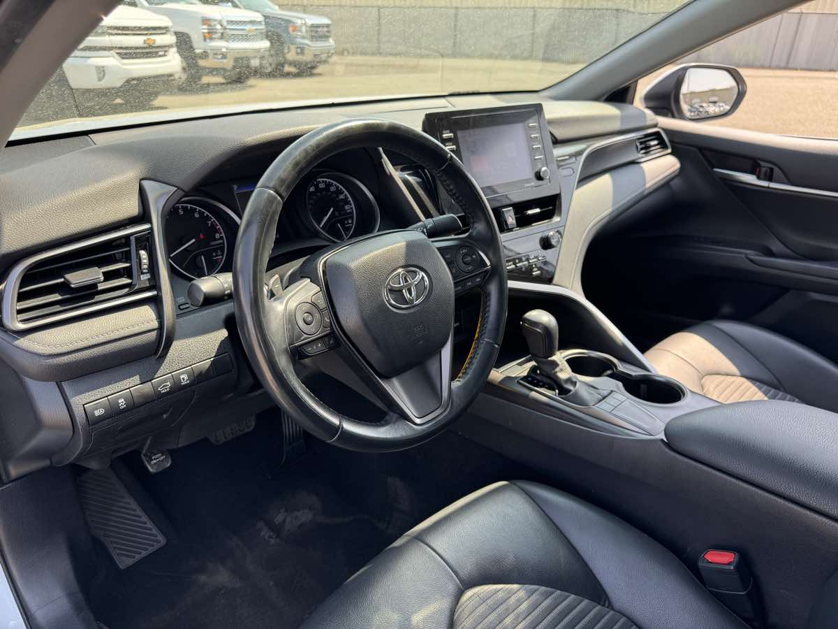2022 Toyota Camry SE photo 26