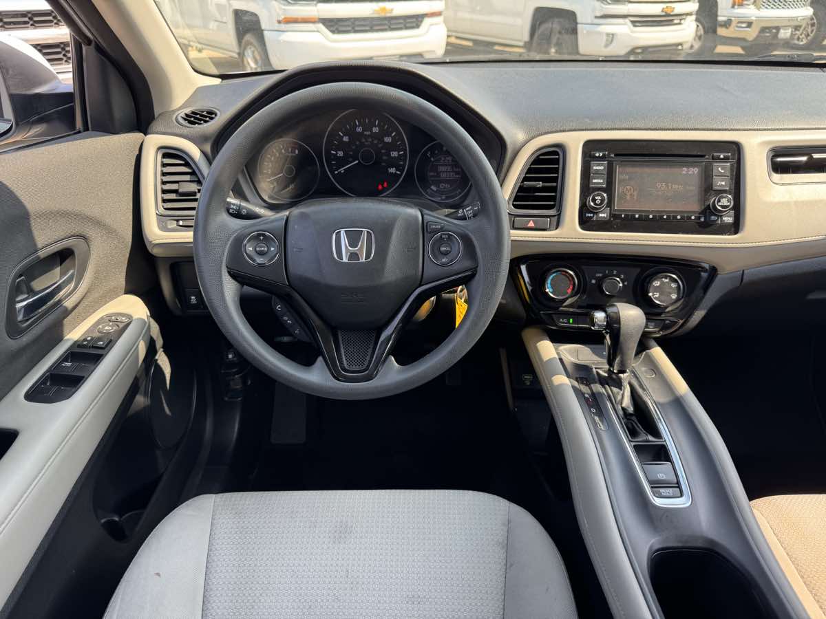 2020 Honda HR-V LX photo 24