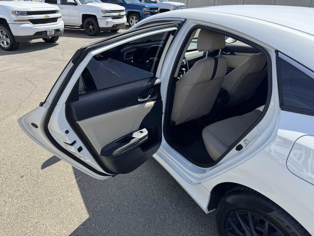 2016 Honda Civic EX-T photo 23
