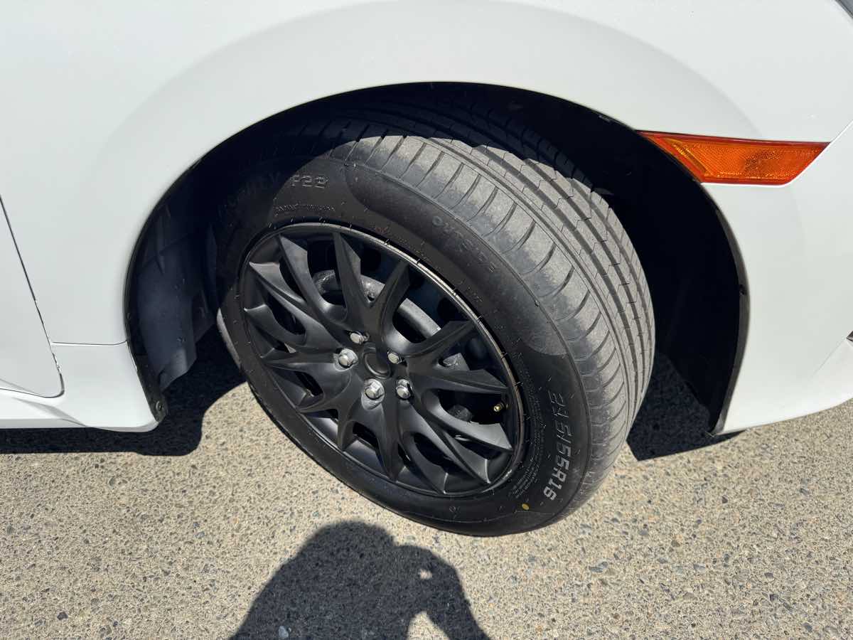2016 Honda Civic EX-T photo 40