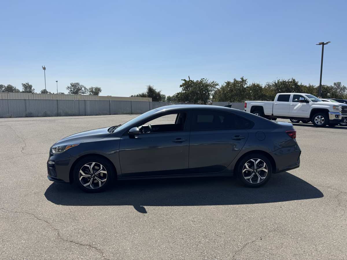 2020 Kia Forte LXS photo 7